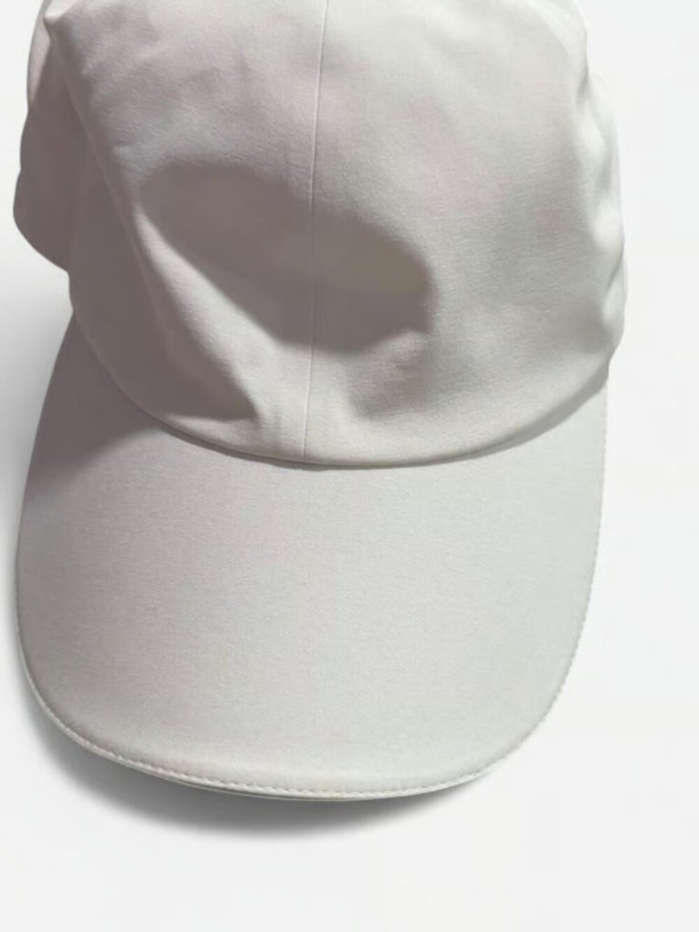 Lululemon Athletica white cotton hat
